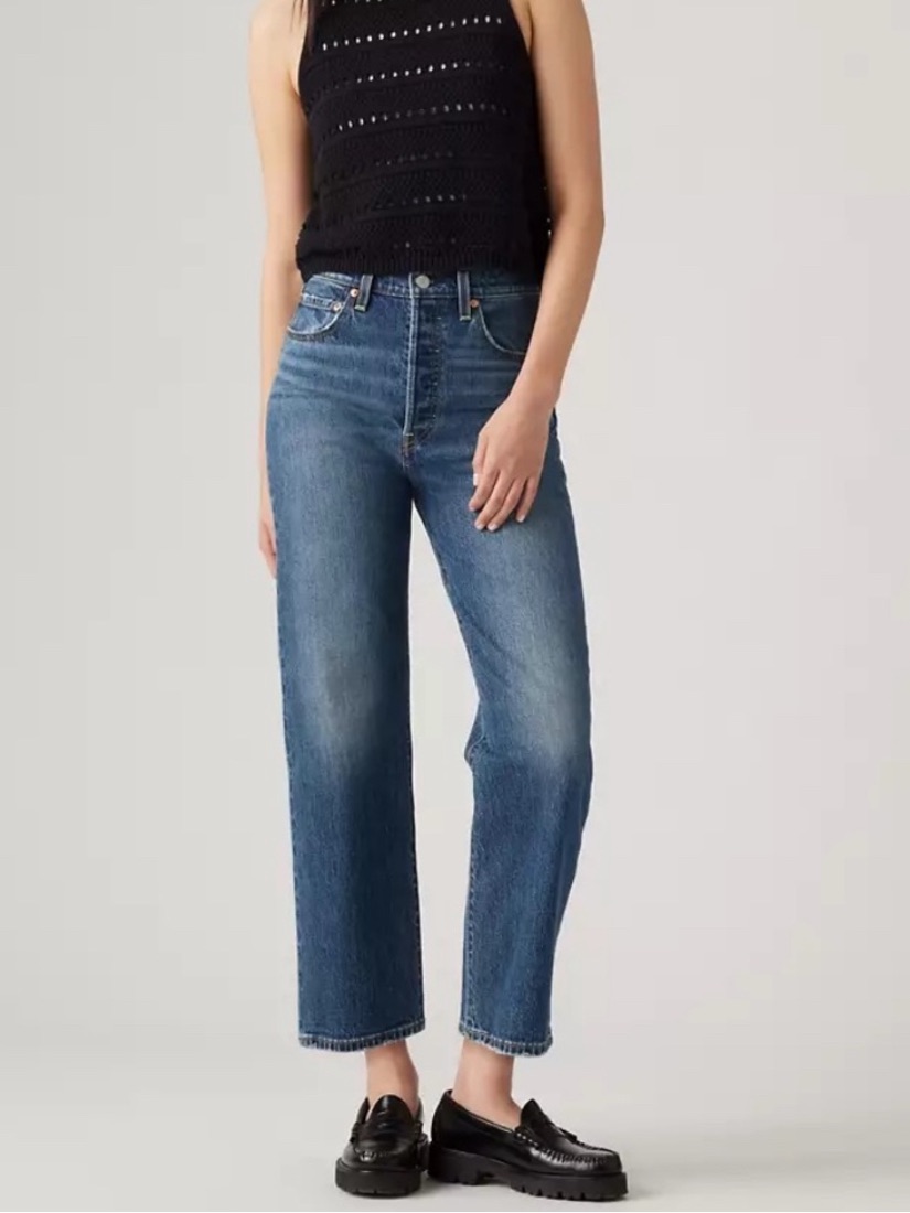 Levi’s Ribcage Straight Ankle Raw Hem Size 27 High-Rise Women's Jeans